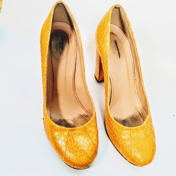 Crazy cool yellow leather J.Crew chunky heels! - Picture 2 of 8